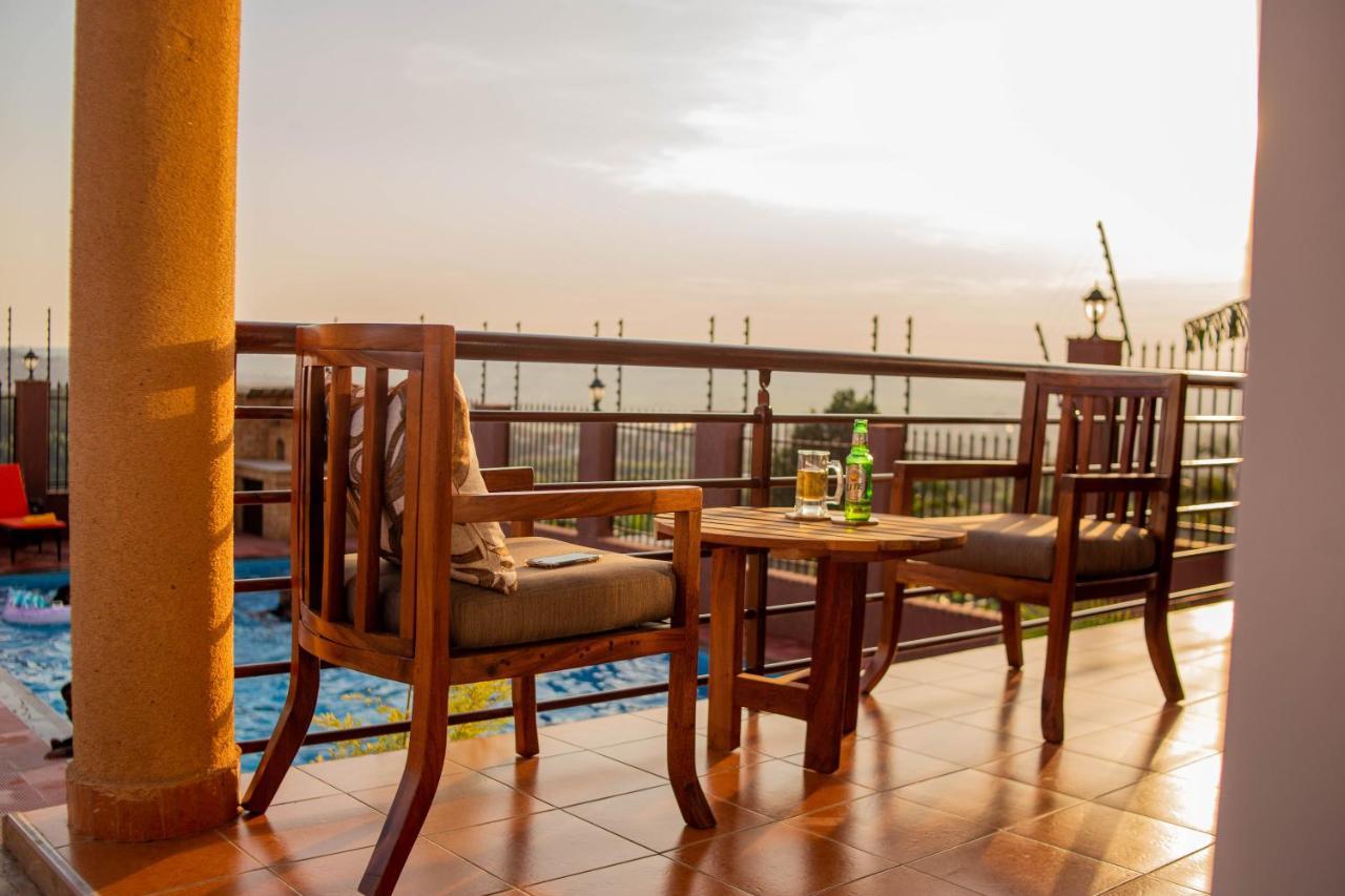 Savannah Suites Lubowa Exterior foto